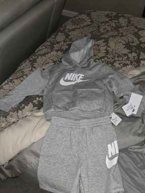 Nike Gray Kids Hoodie & Shorts Set - Gray